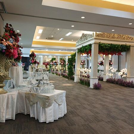 Tos Hotel & Convention Center Tangerang Powered By Archipelago Εξωτερικό φωτογραφία