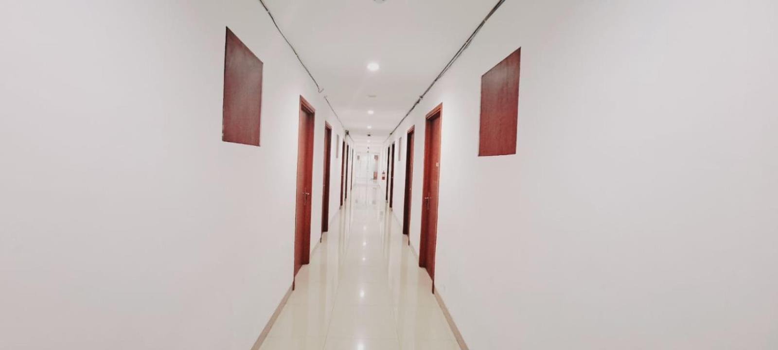 Tos Hotel & Convention Center Tangerang Powered By Archipelago Εξωτερικό φωτογραφία