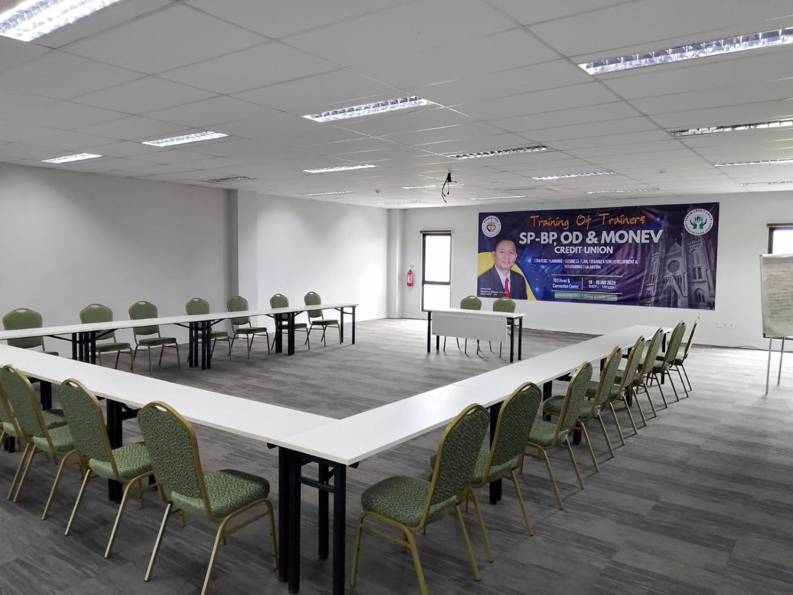 Tos Hotel & Convention Center Tangerang Powered By Archipelago Εξωτερικό φωτογραφία